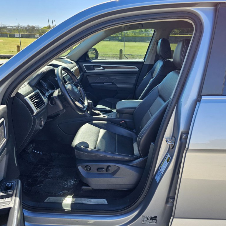 2021 Volkswagen Atlas Image 10