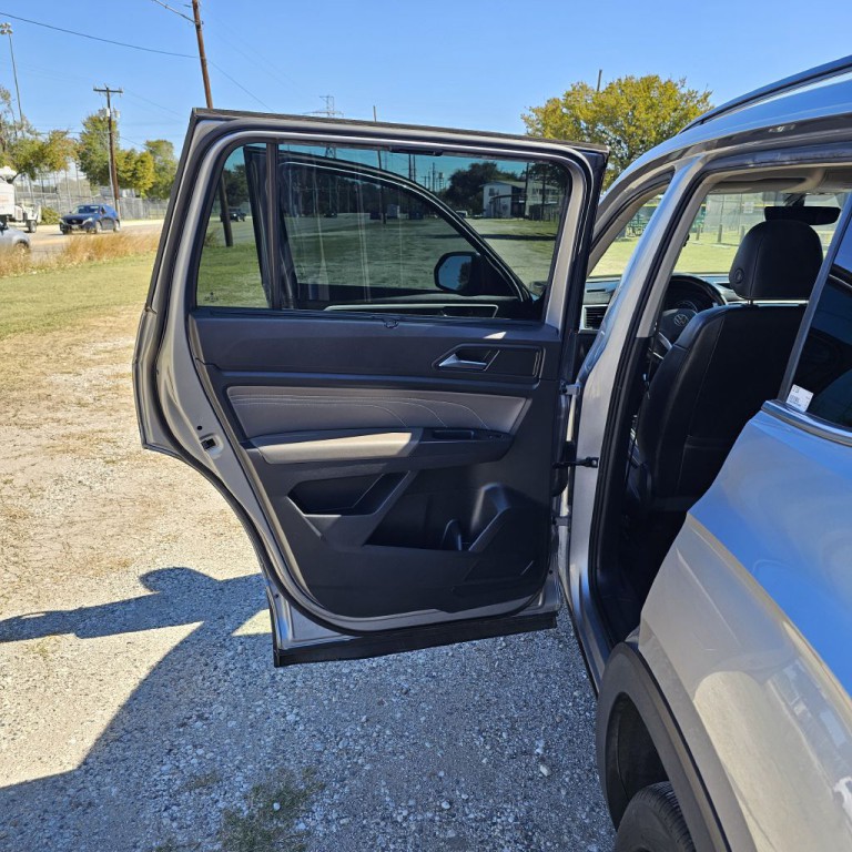 2021 Volkswagen Atlas Image 11