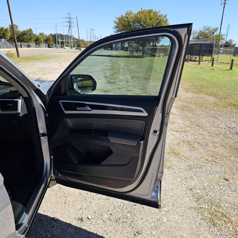 2021 Volkswagen Atlas Image 18