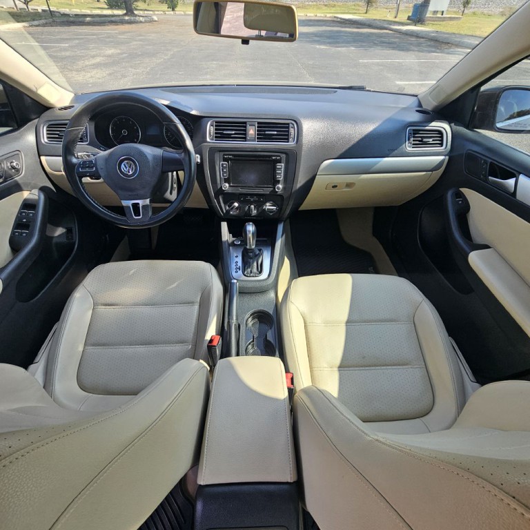 2014 Volkswagen Jetta Image 15