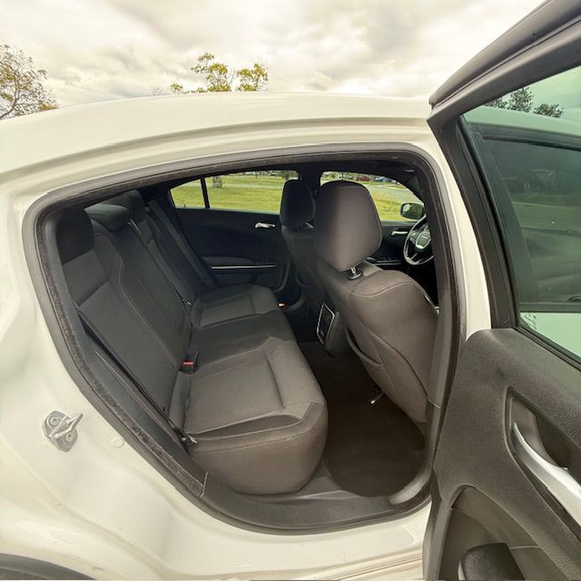 2020 Dodge Charger Image 18