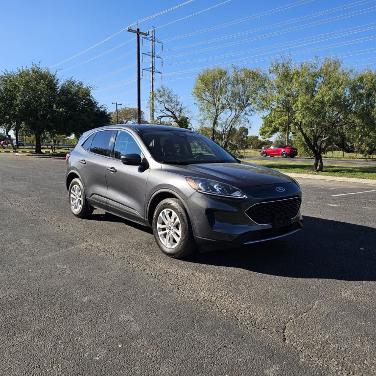 2020 Ford Escape Image 3