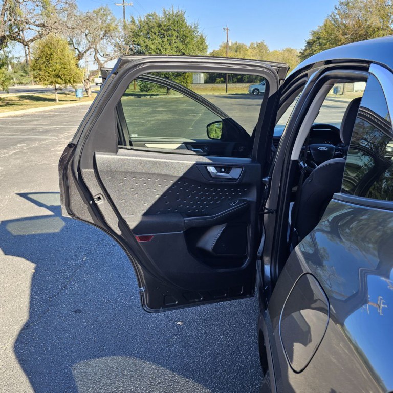 2020 Ford Escape Image 12