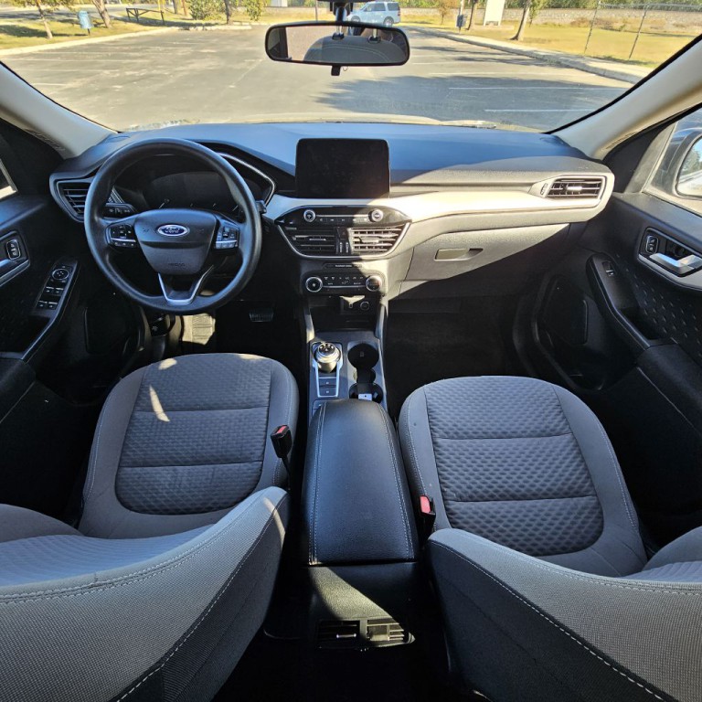 2020 Ford Escape Image 15