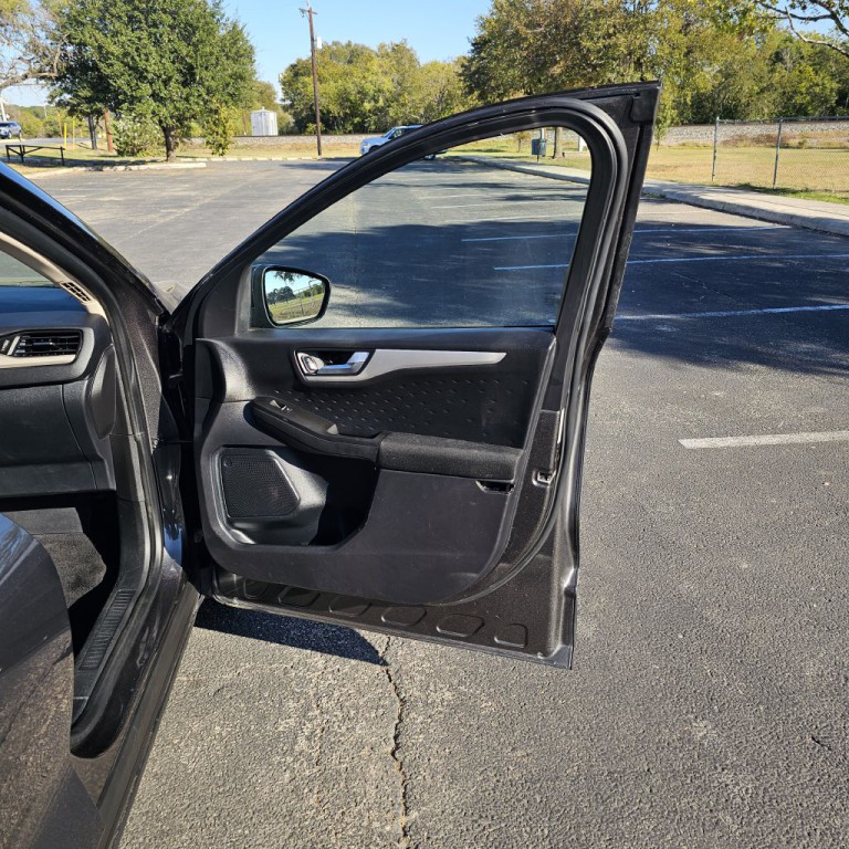 2020 Ford Escape Image 18