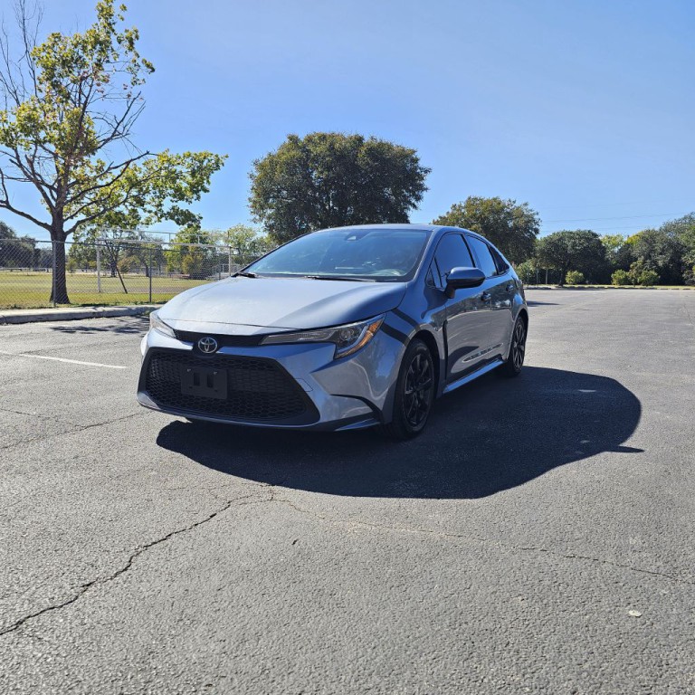 2022 Toyota Corolla Image 1