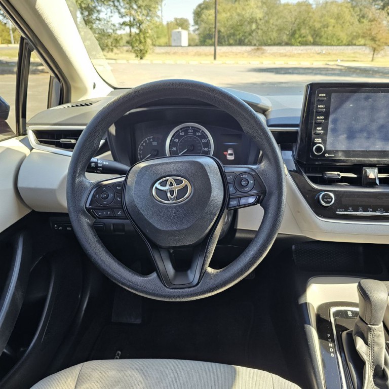 2022 Toyota Corolla Image 13