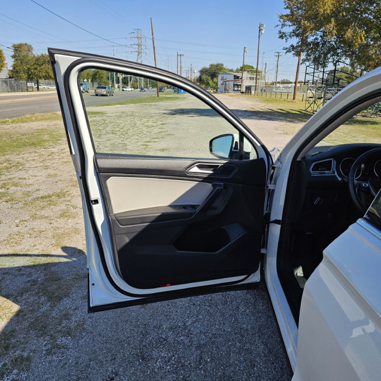 2021 Volkswagen Tiguan Image 9