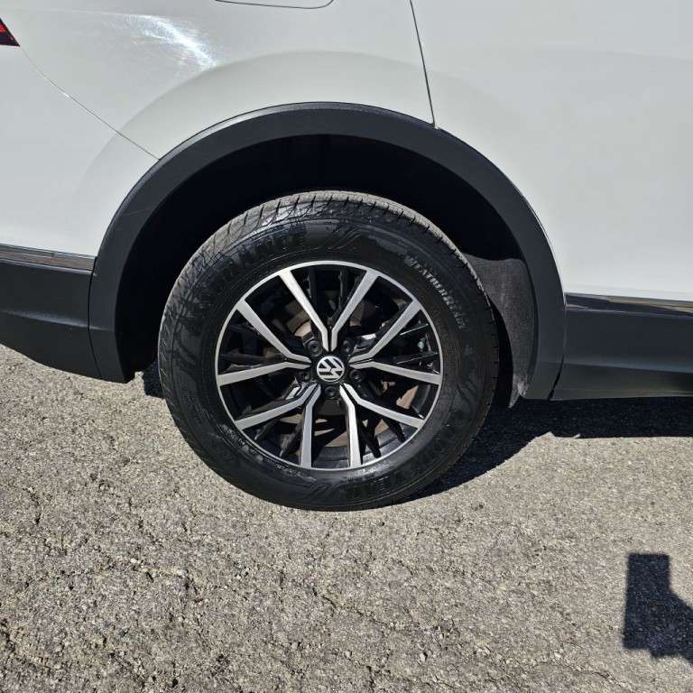 2021 Volkswagen Tiguan Image 24