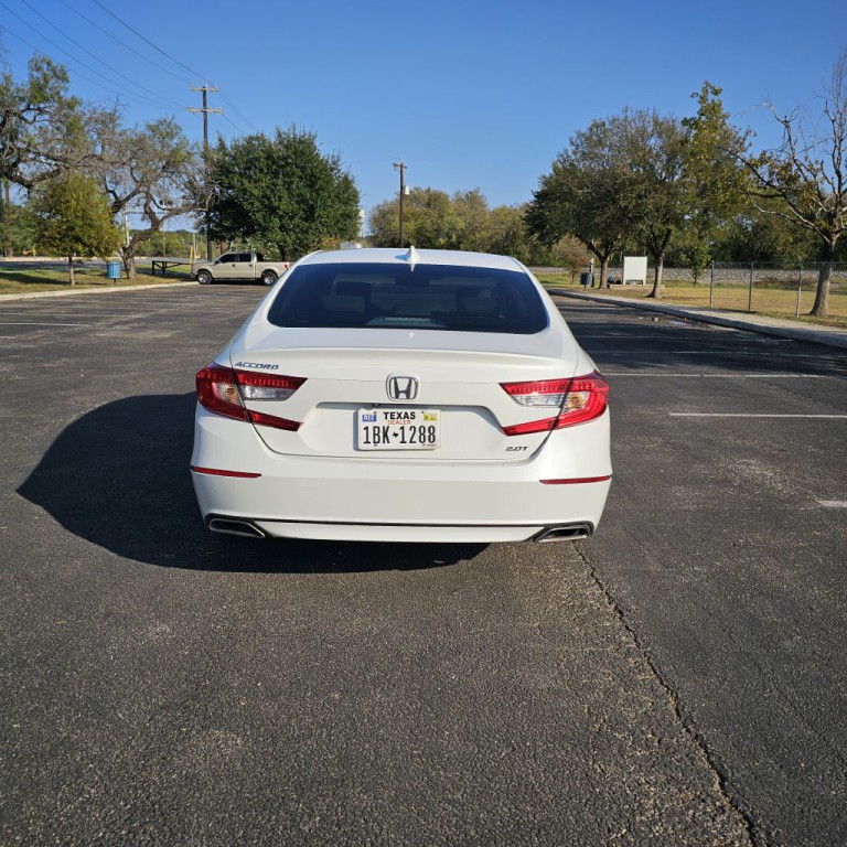2019 Honda Accord Image 6