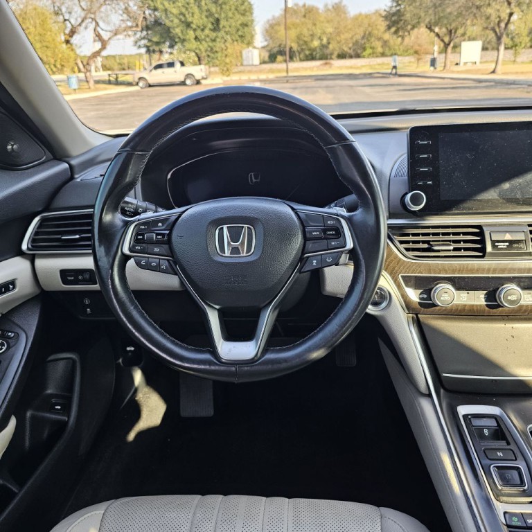 2019 Honda Accord Image 13