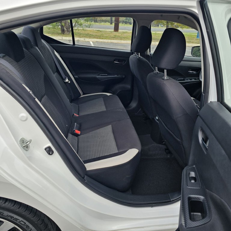 2022 Nissan Versa Image 14