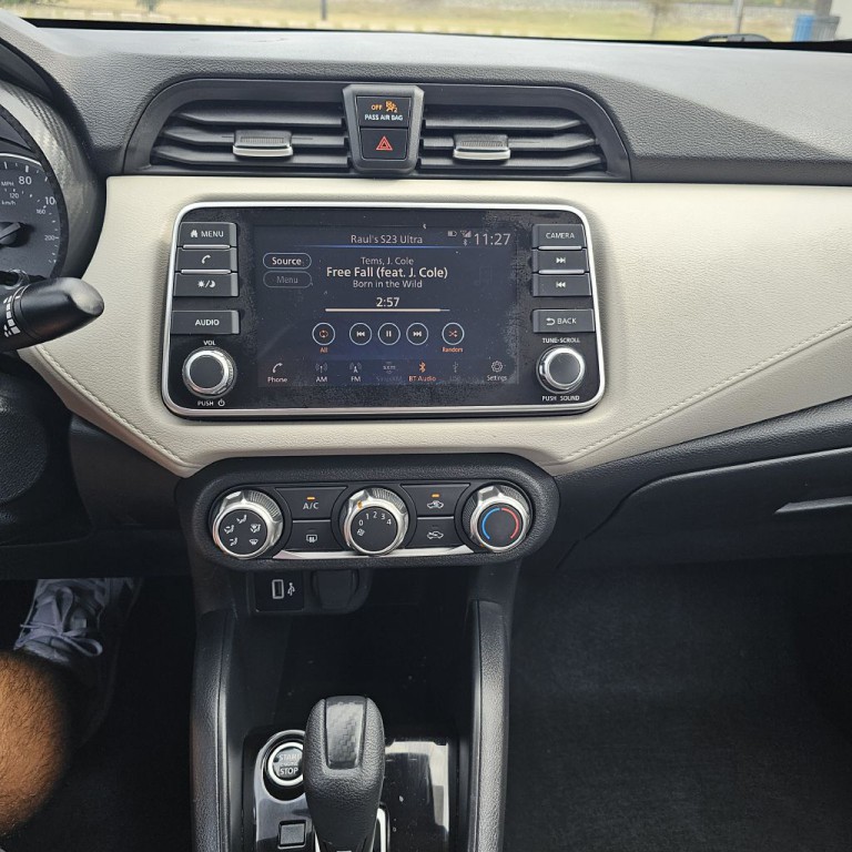 2022 Nissan Versa Image 20