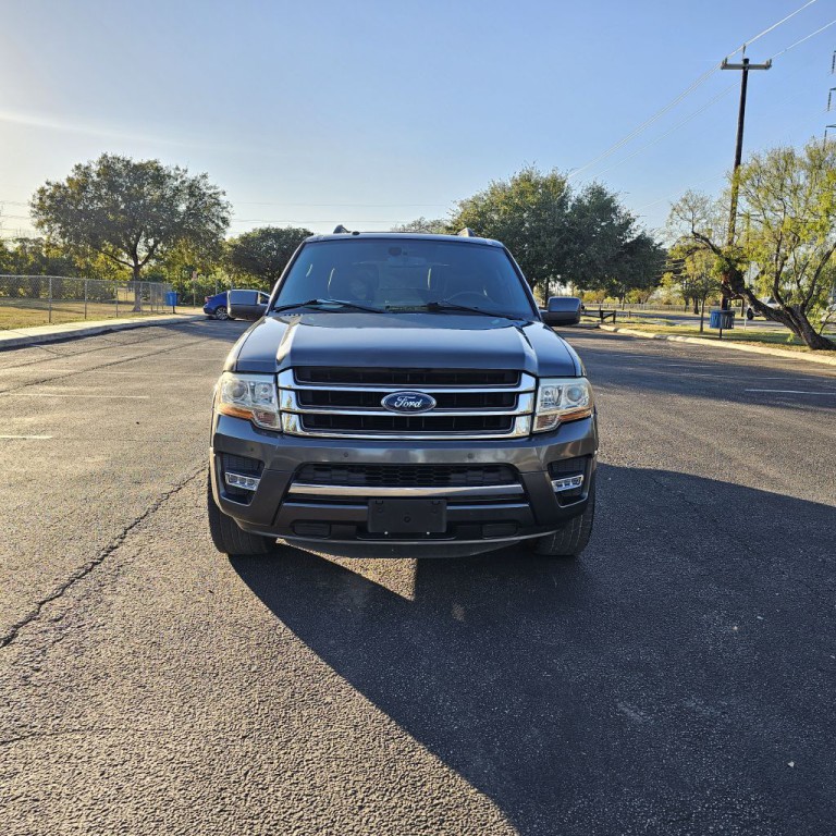 2015 Ford Expedition Image 2