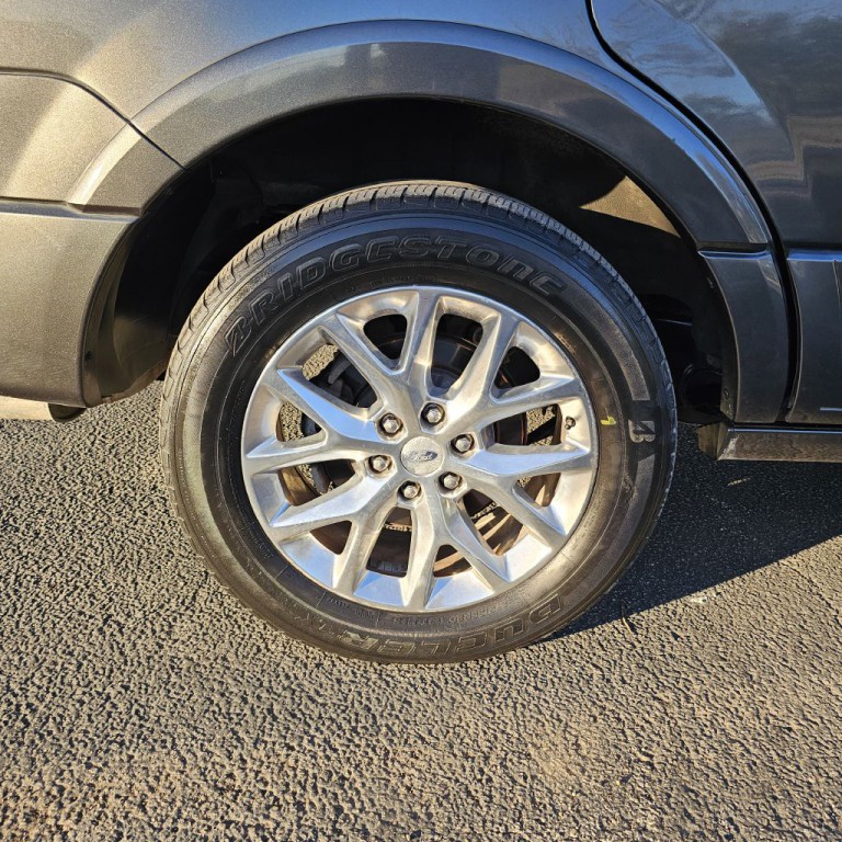 2015 Ford Expedition Image 9