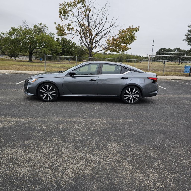 2022 Nissan Altima Image 4