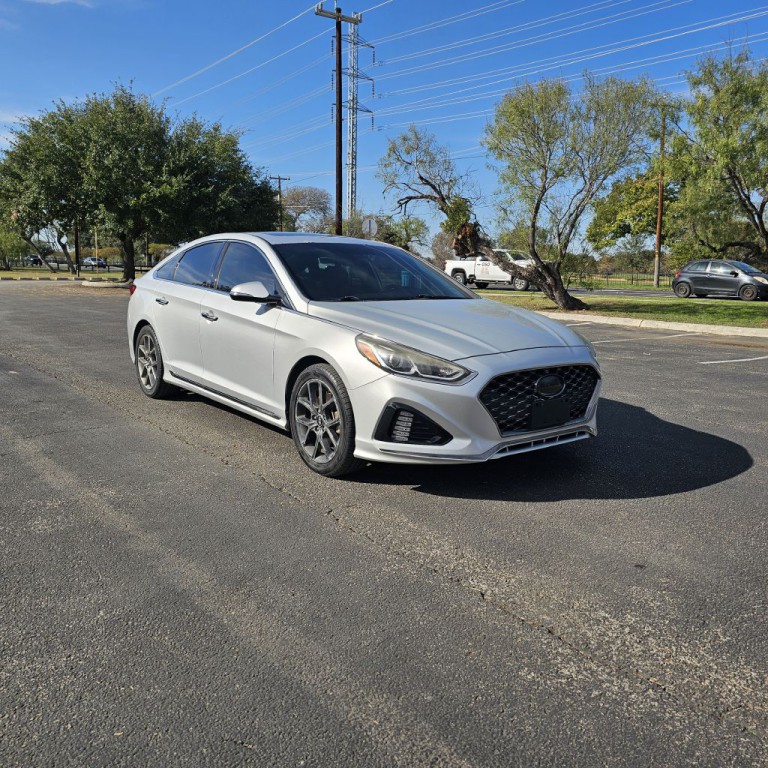2018 Hyundai Sonata Image 3