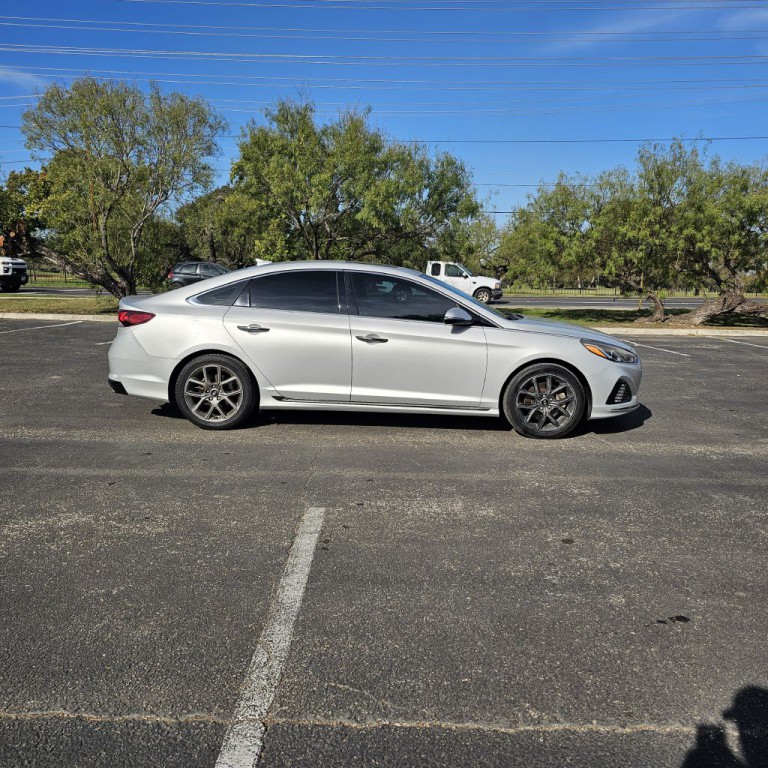 2018 Hyundai Sonata Image 8
