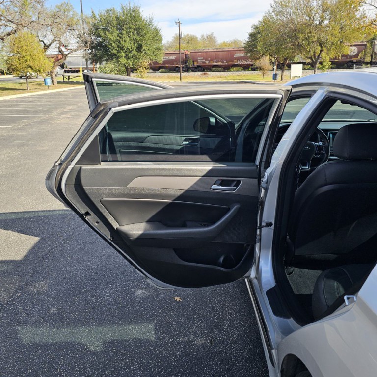 2018 Hyundai Sonata Image 11