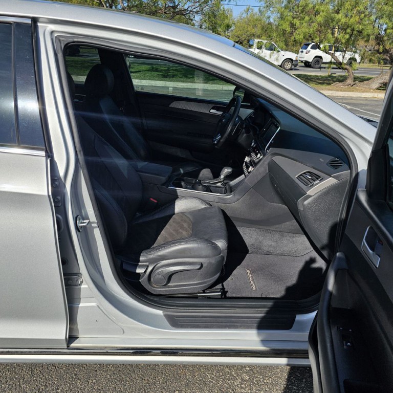 2018 Hyundai Sonata Image 18