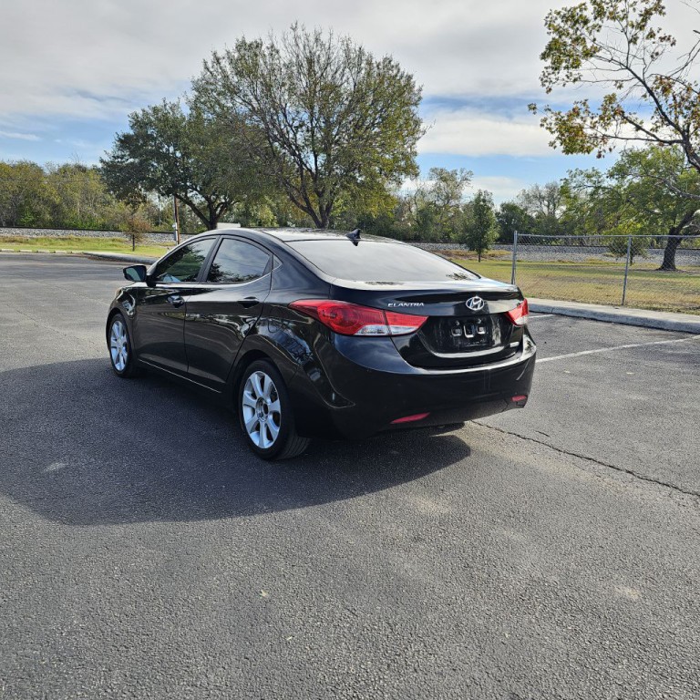 2012 Hyundai Elantra Image 5