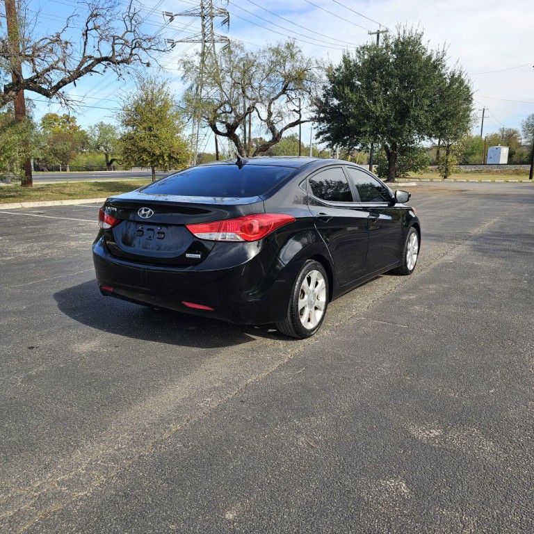 2012 Hyundai Elantra Image 7