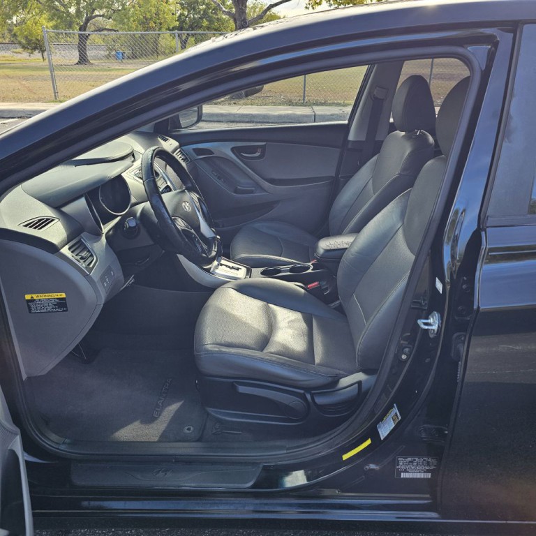 2012 Hyundai Elantra Image 10