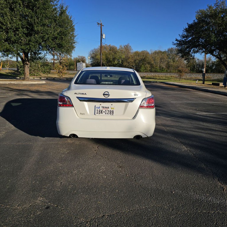 2015 Nissan Altima Image 6