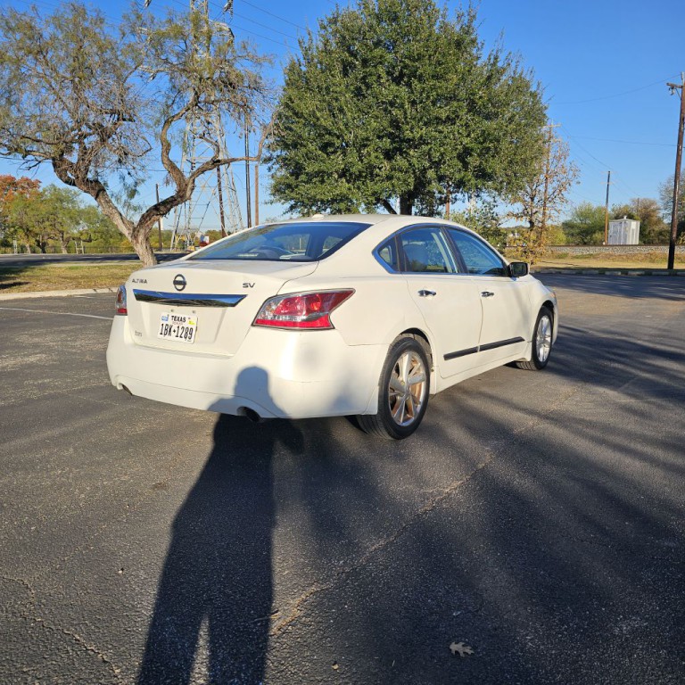 2015 Nissan Altima Image 7