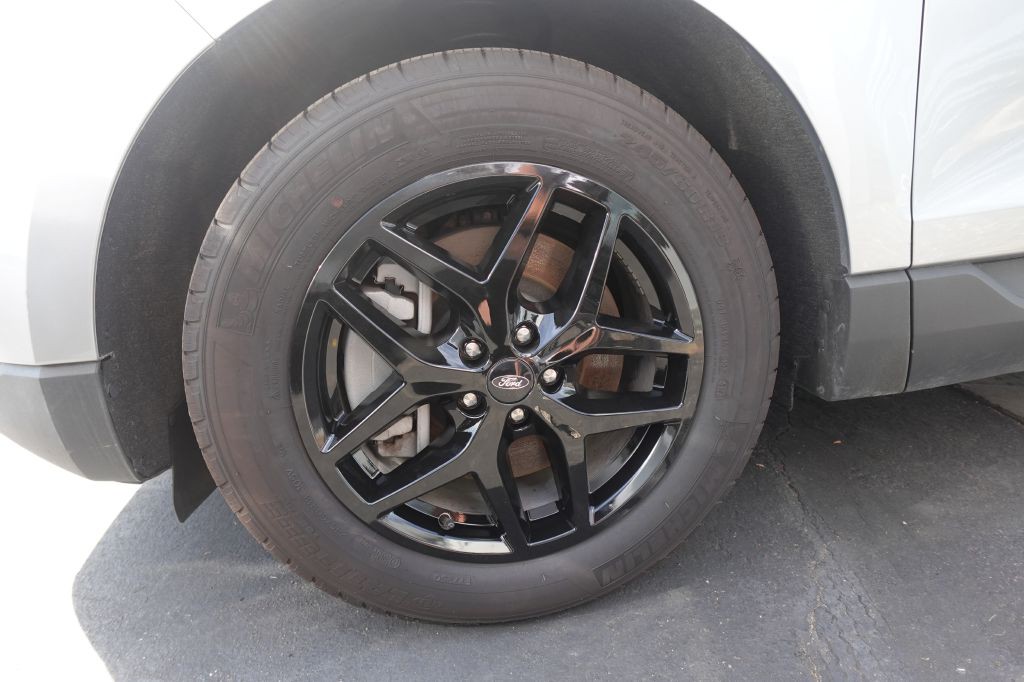 2024 Ford Edge Image 18