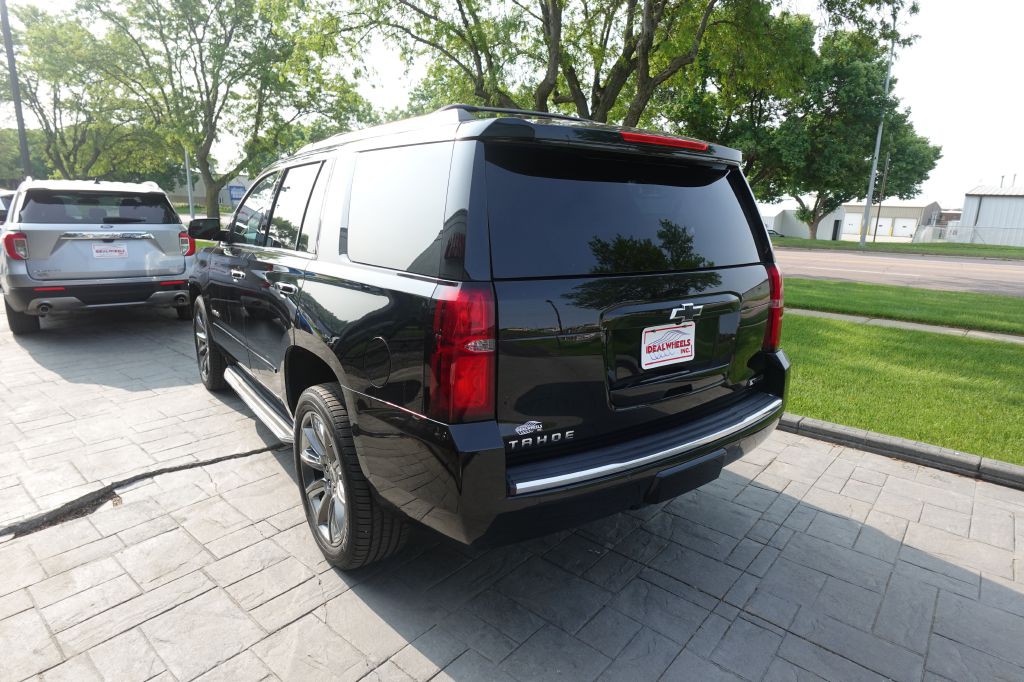 2017 Chevrolet Tahoe Image 4