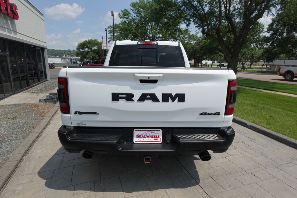2019 RAM 1500 Image 3