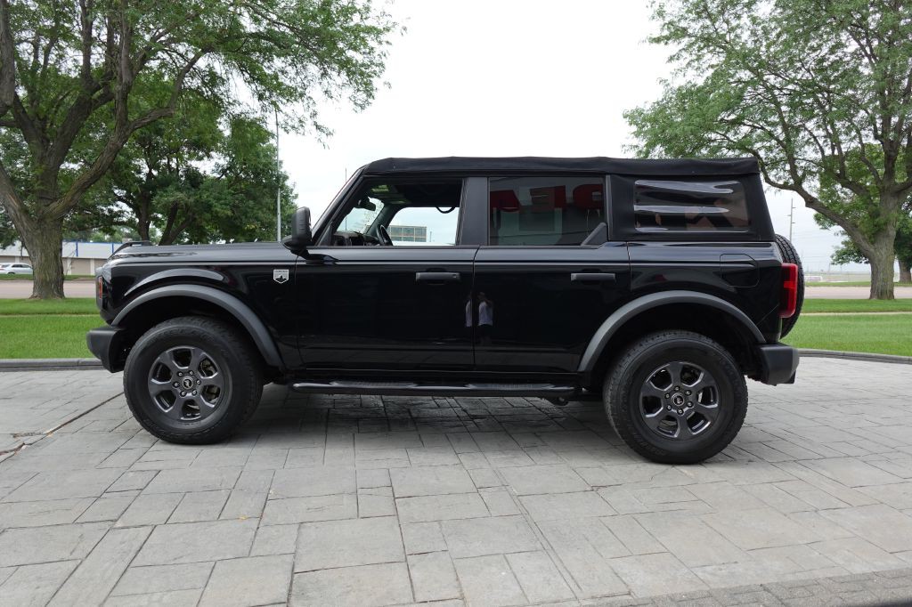 2022 Ford Bronco Image 5