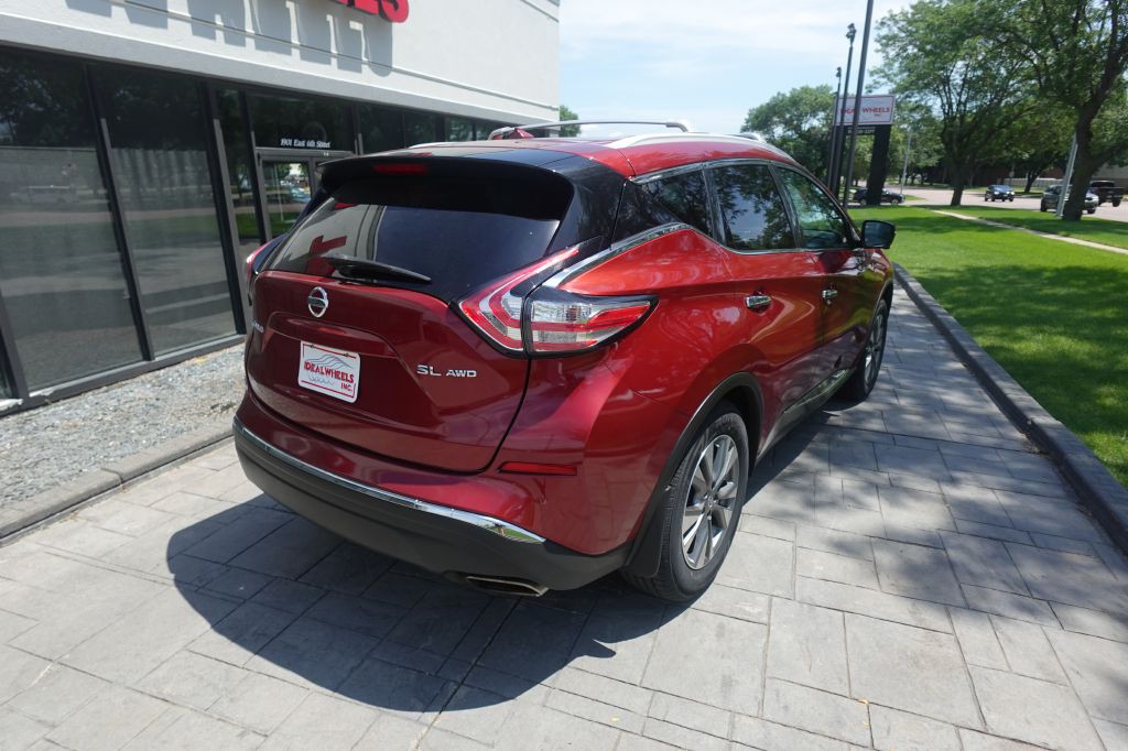 2015 Nissan Murano Image 2