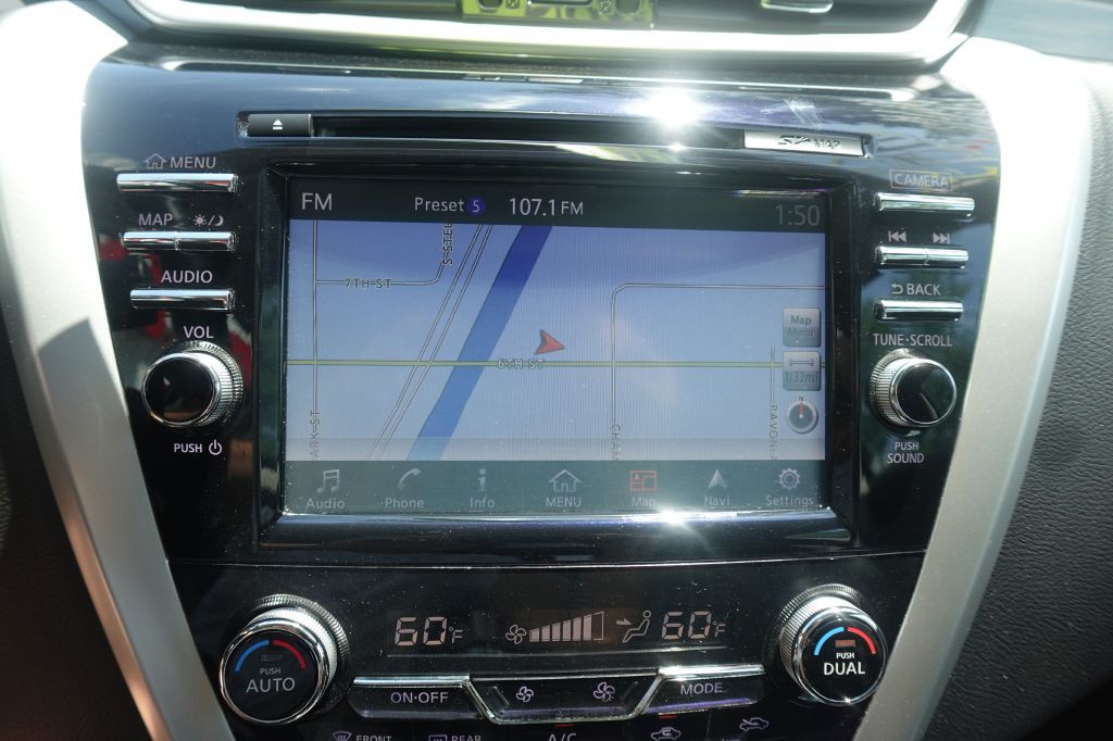 2015 Nissan Murano Image 18