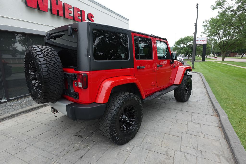 2013 Jeep Wrangler Unlimited Image 3