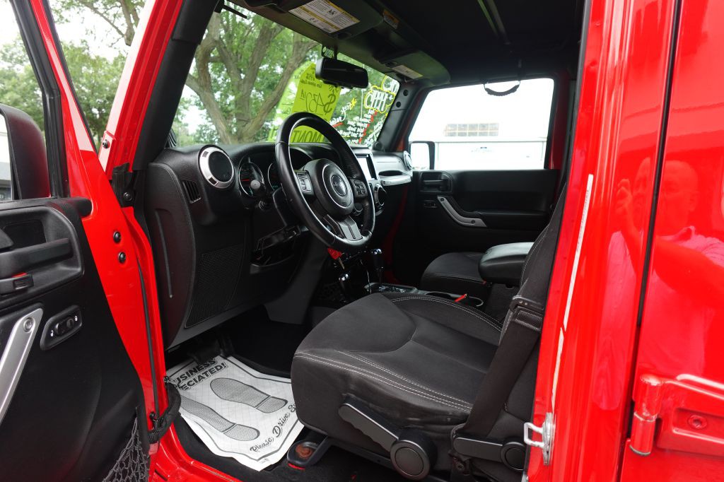 2013 Jeep Wrangler Unlimited Image 9