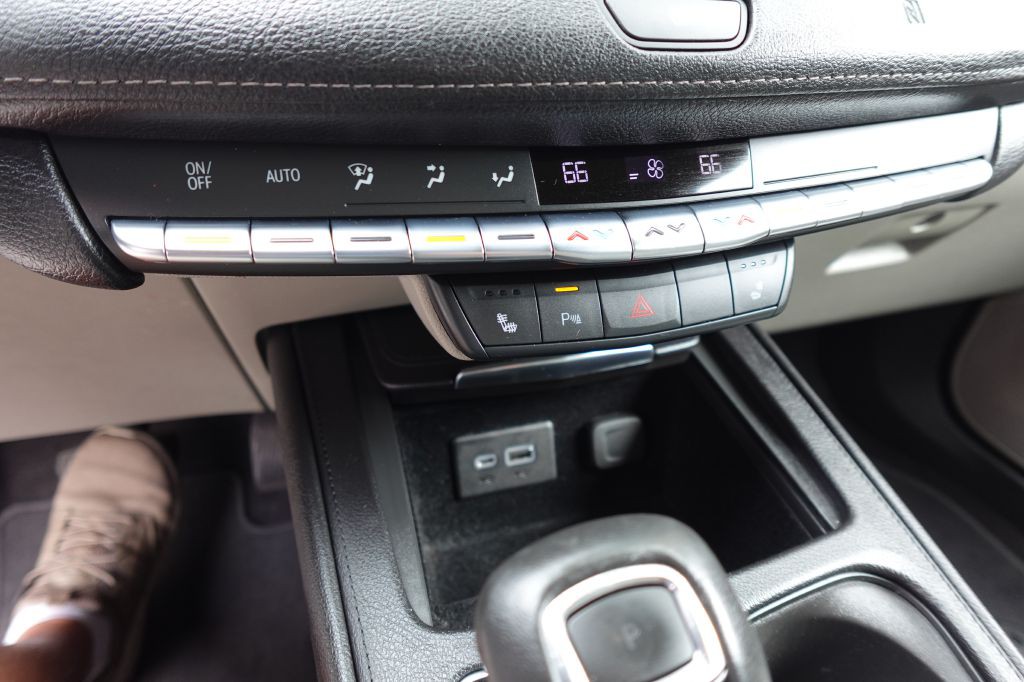 2019 Cadillac XT4 Image 14