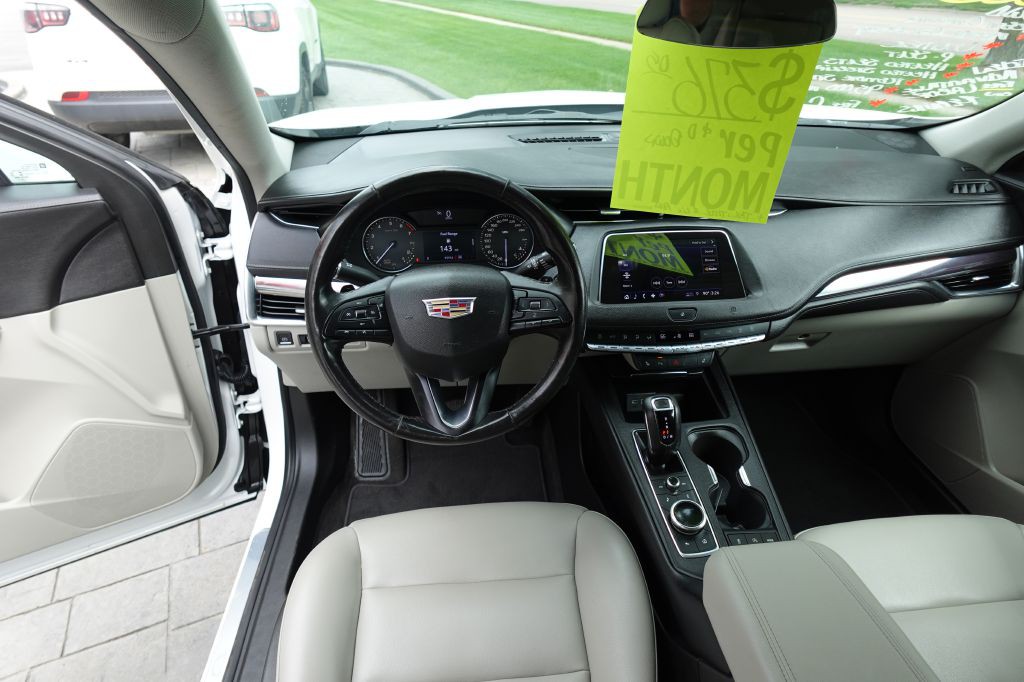 2019 Cadillac XT4 Image 17