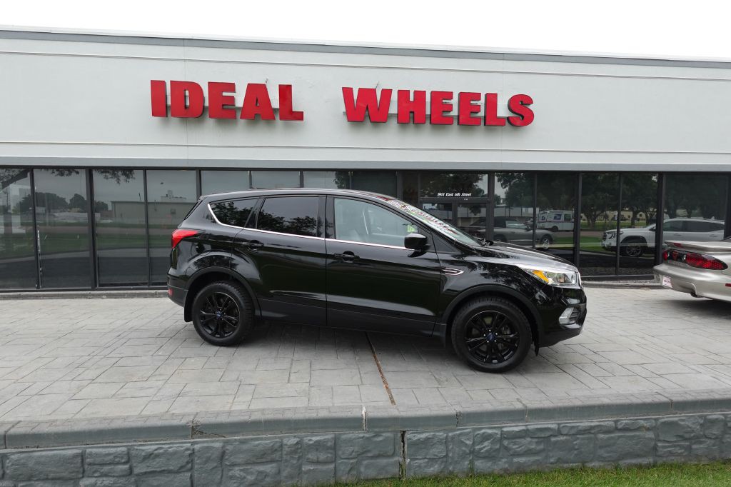 2019 Ford Escape Image 1