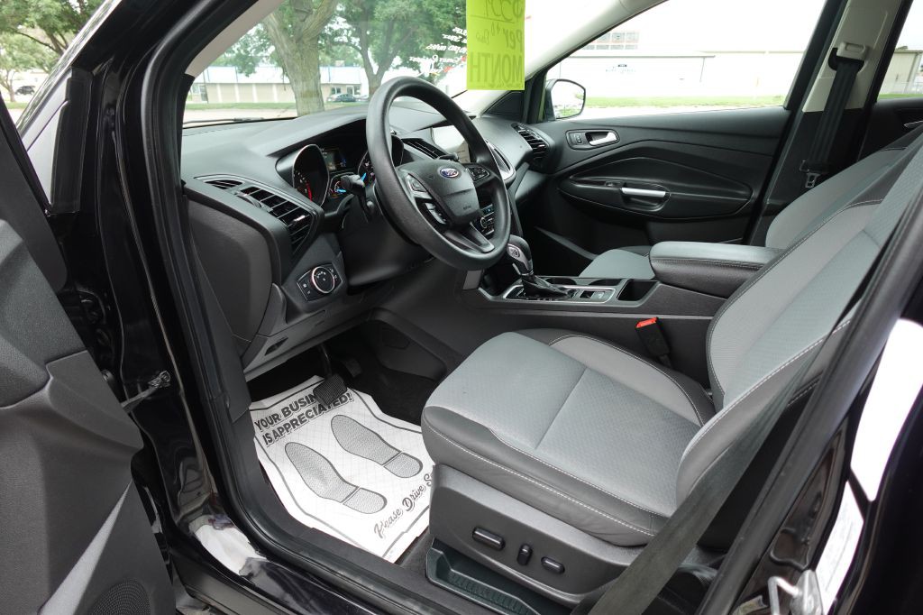 2019 Ford Escape Image 9