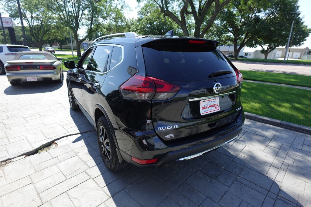 2019 Nissan Rogue Image 4