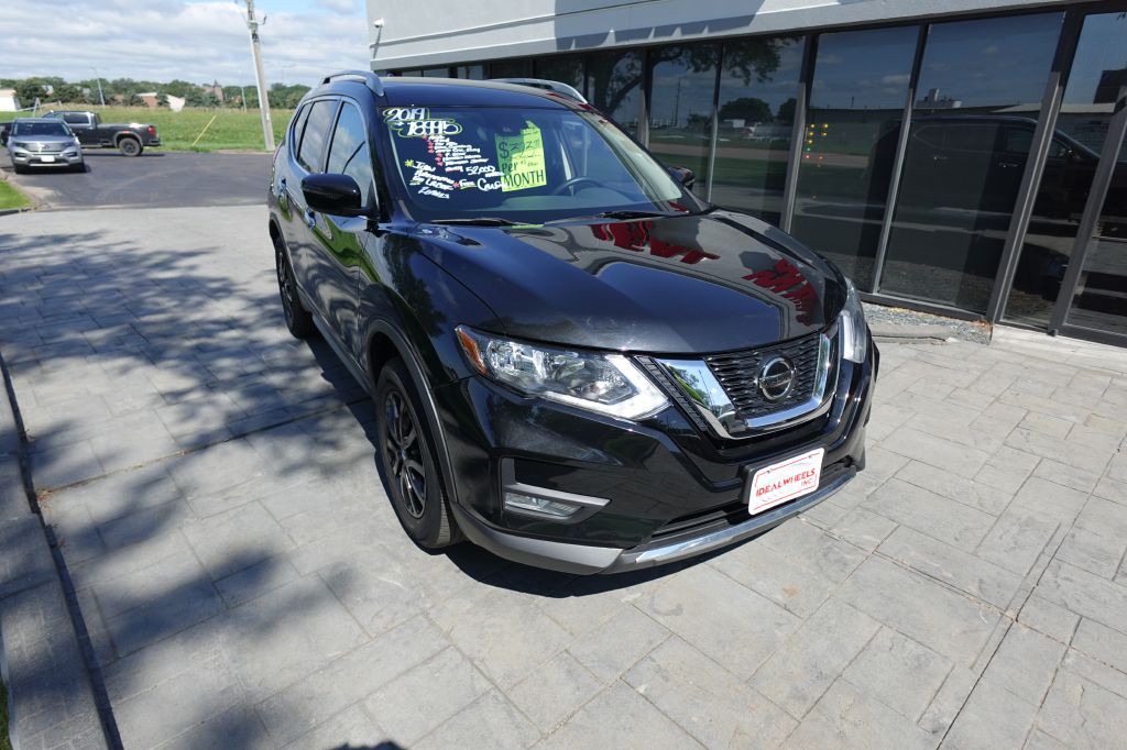 2019 Nissan Rogue Image 8