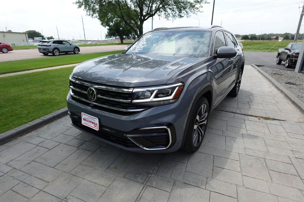 2021 Volkswagen Atlas Cross Sport Image 6