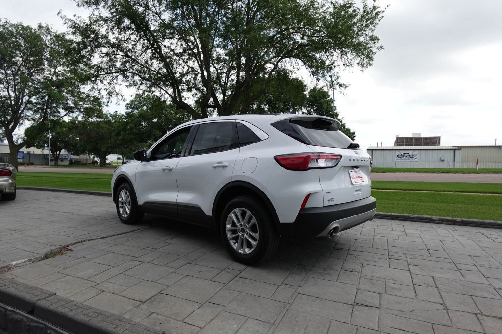 2022 Ford Escape Image 5