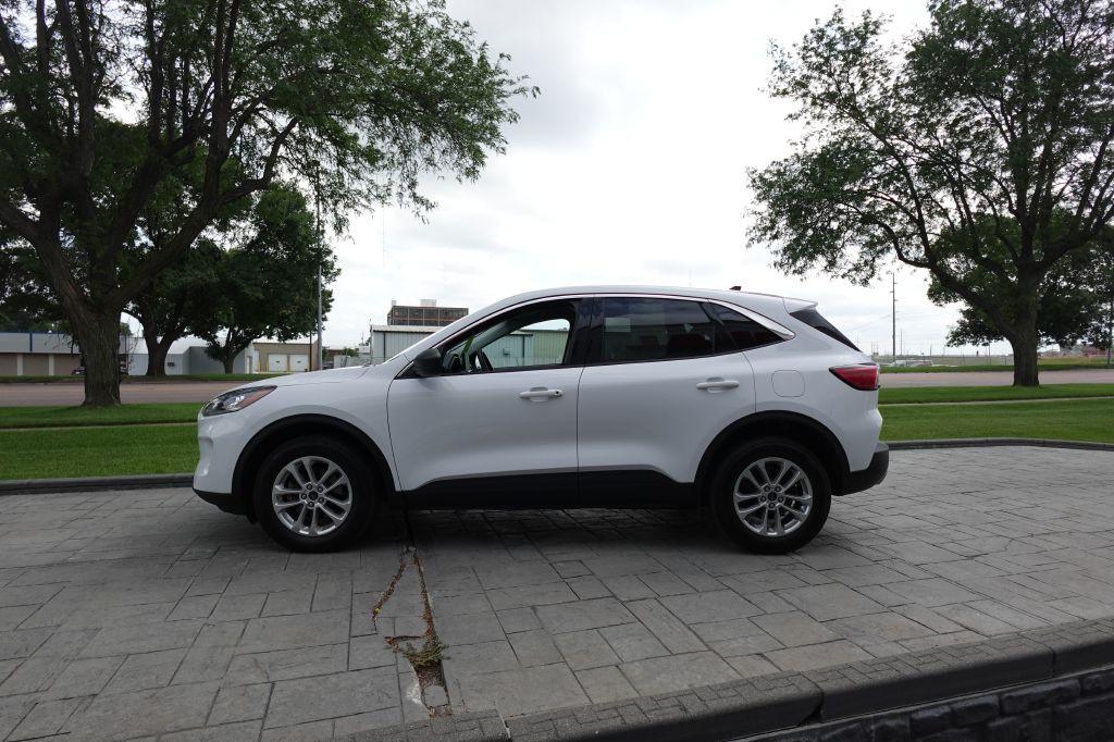 2022 Ford Escape Image 6