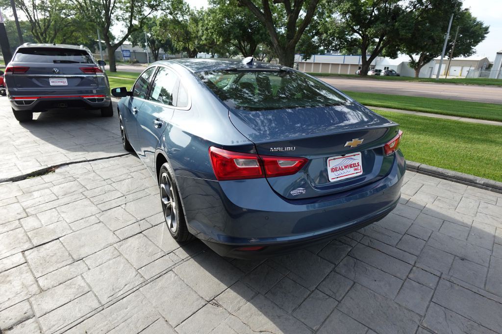 2024 Chevrolet Malibu Image 4
