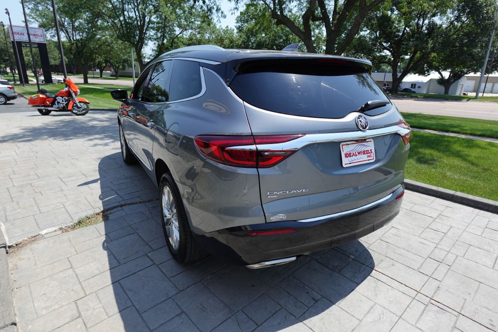 2021 Buick Enclave Image 4