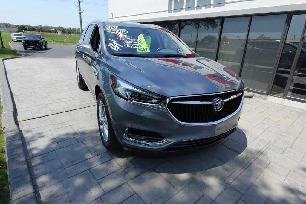 2021 Buick Enclave Image 8