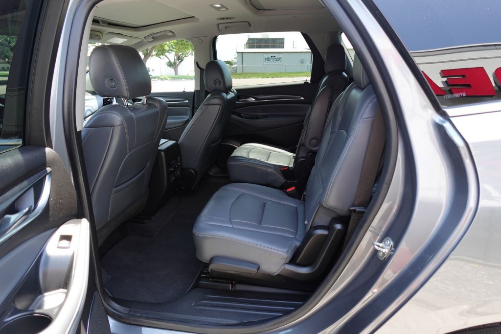 2021 Buick Enclave Image 10